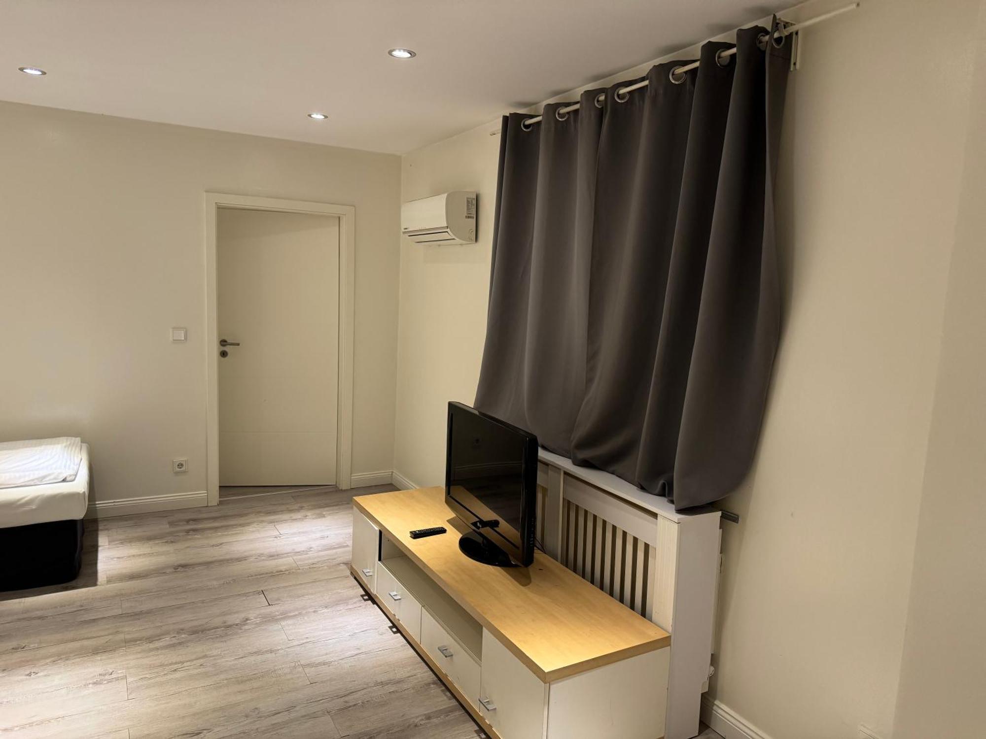Avi City Apartments Mainhouse ดุสเซลดอร์ฟ ภายนอก รูปภาพ